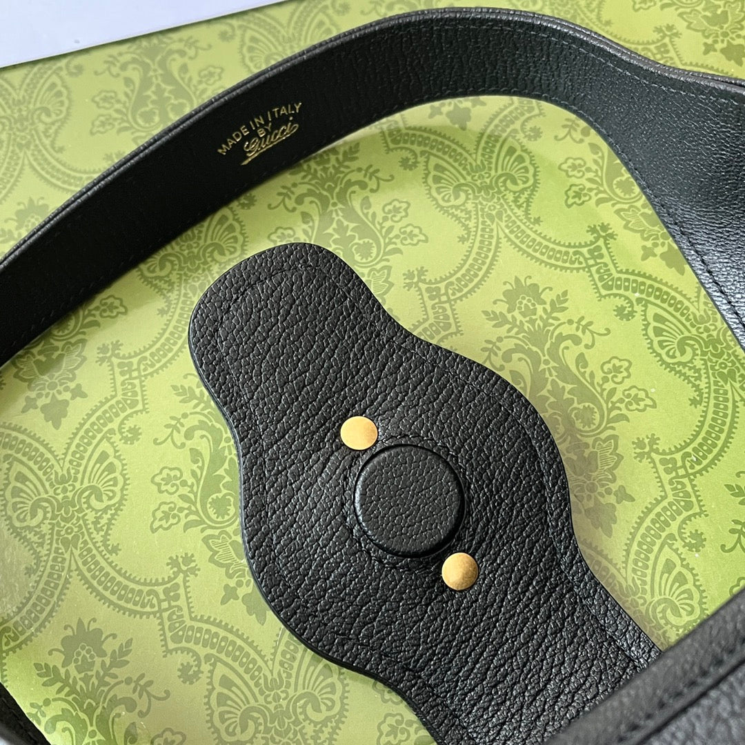 Gucci APHRODITE SMALL SHOULDER BAG 27 IN BLACK CALFSKIN GOLD HARDWARE