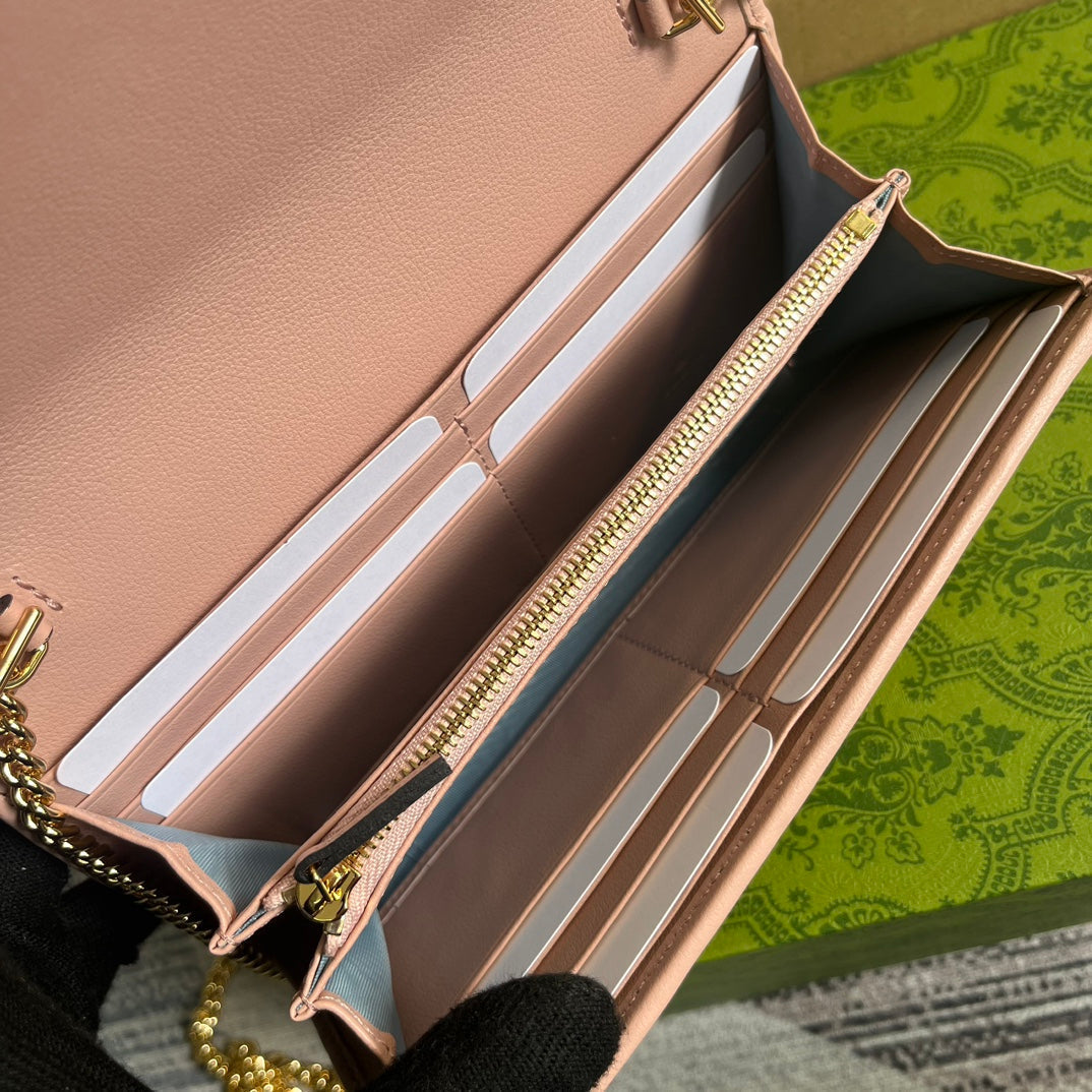 Gucci BLONDIE SHOULDER BAG 21 IN LIGHT PINK CALFSKIN GOLD HARDWARE