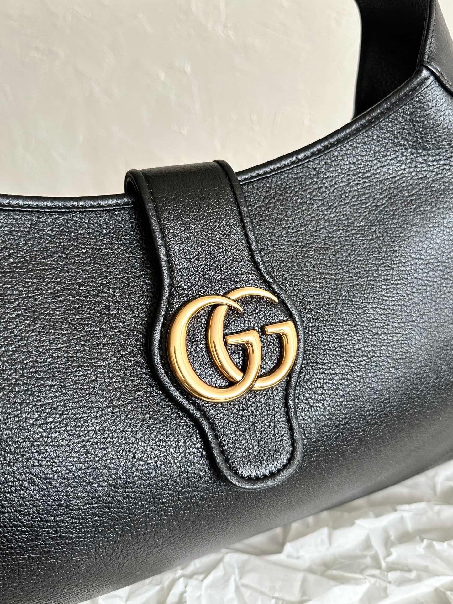 Gucci APHRODITE LARGE 47 SHOULDER BAG IN BLACK CALFSKIN