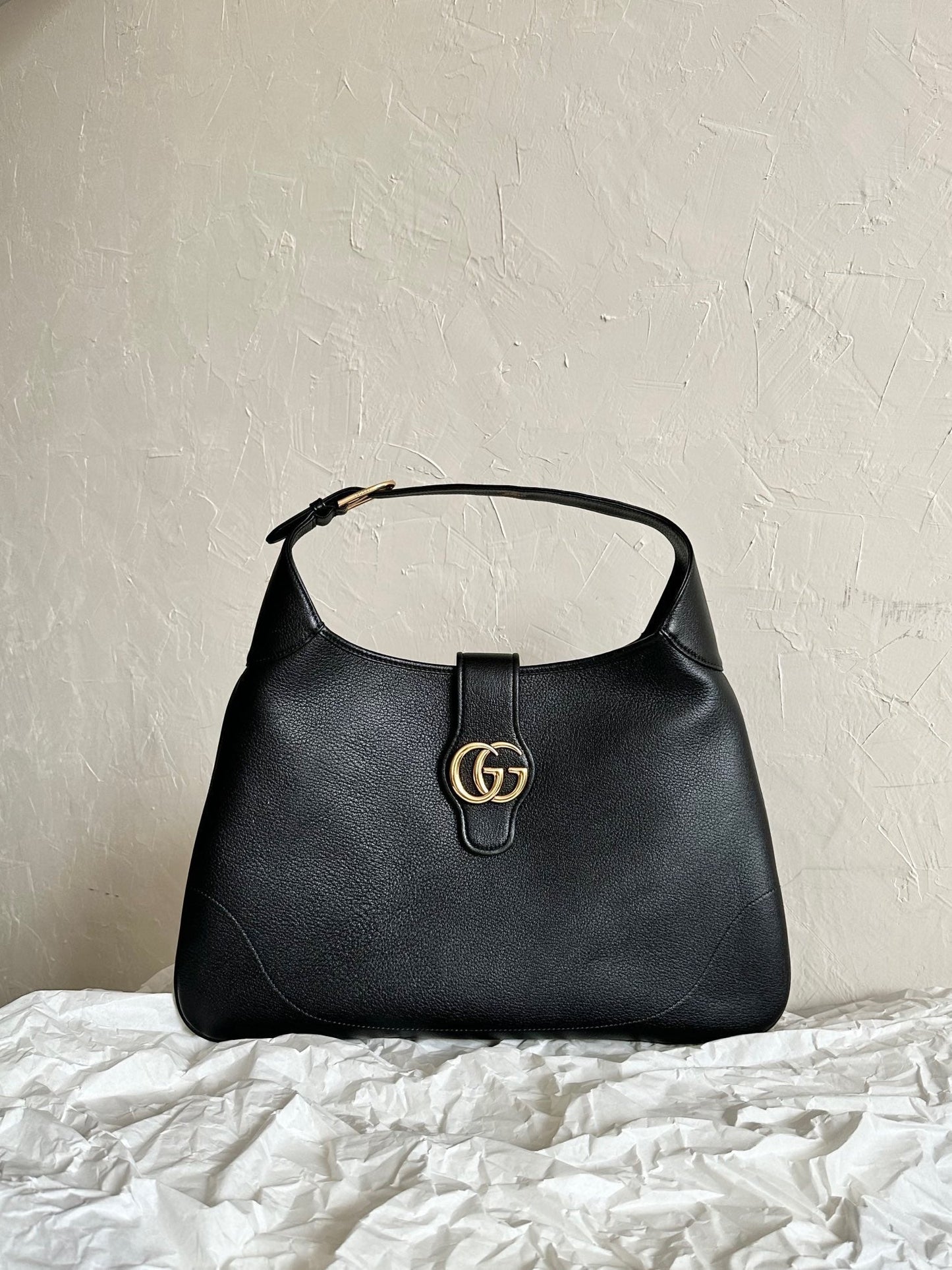 Gucci APHRODITE LARGE 47 SHOULDER BAG IN BLACK CALFSKIN