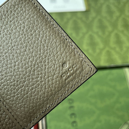 Gucci CARD HOLDER 12 IN MOSS GREEN EMBOSSED CALFSKIN
