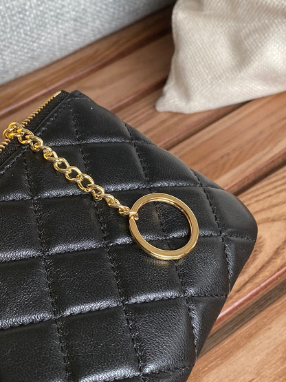 CHANEL zipped wallet 14cm black lambskin gold hardware