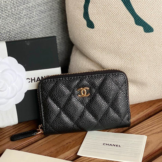 CHANEL zipped wallet 7.5cm black caviar gold hardware