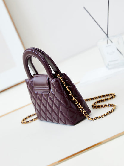 CHANEL 24a nano 19cm kelly shopper bag cherry red lambskin