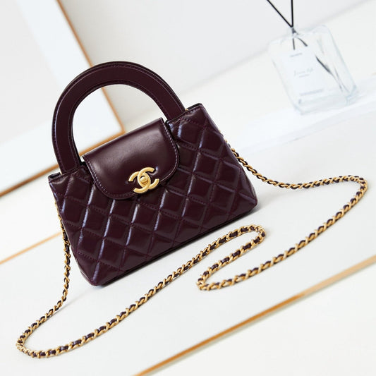 CHANEL 24a nano 19cm kelly shopper bag cherry red lambskin