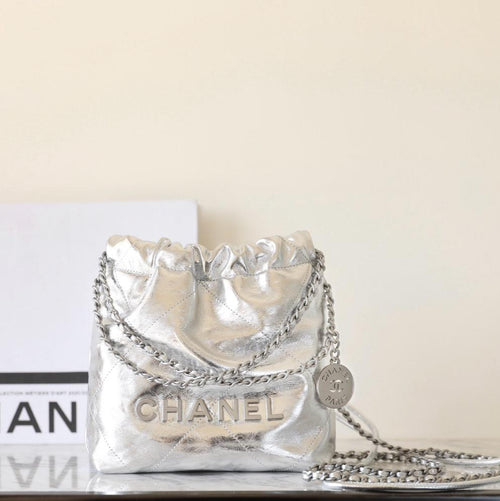 CHANEL 25C Hobo 22 Bag 19cm Silver Metalic Lambskin
