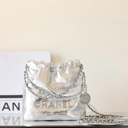 CHANEL 25C Hobo 22 Bag 19cm Silver Metalic Lambskin