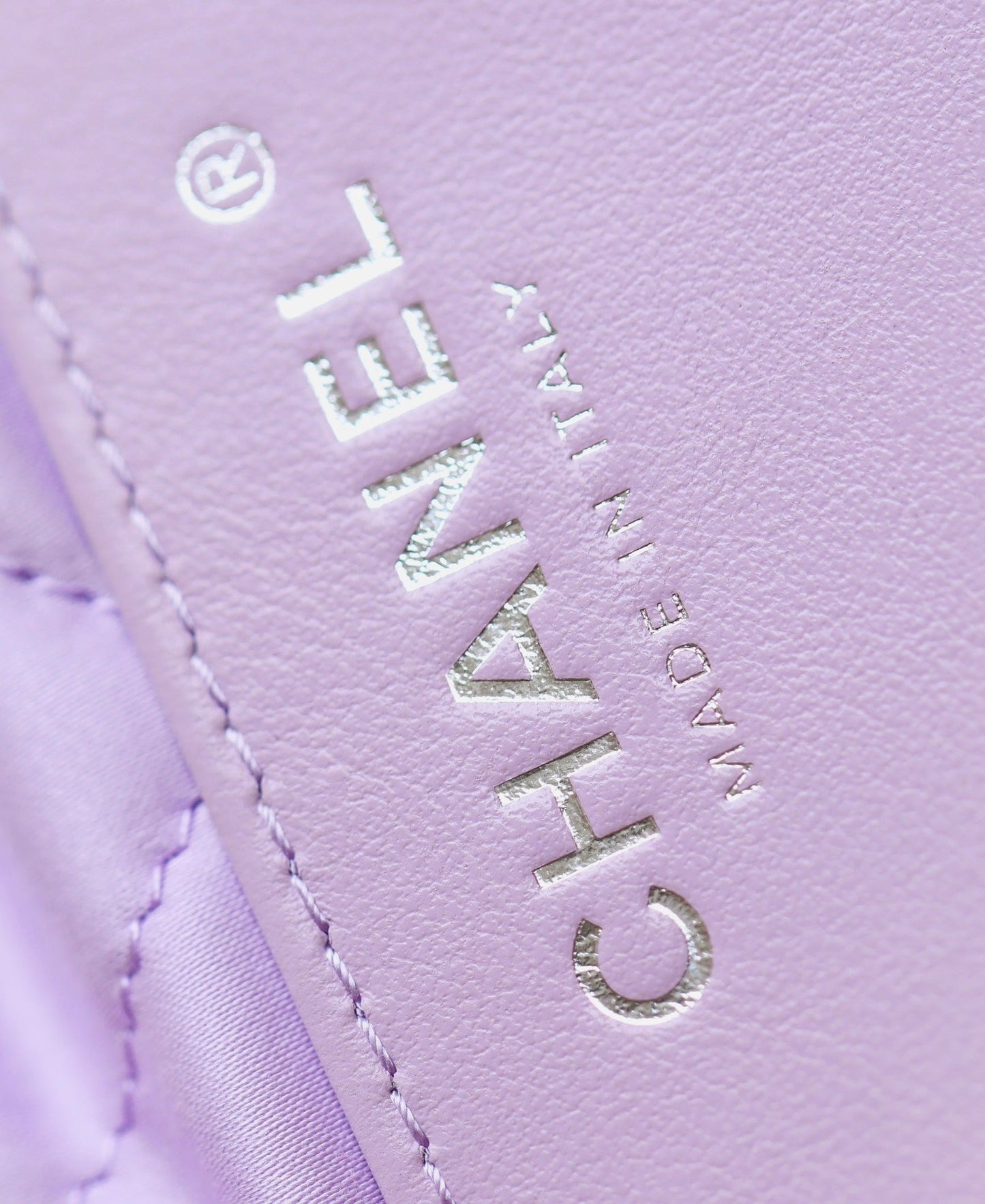 CHANEL 25C Hobo 22 Bag 19cm Violet Metalic Lambskin