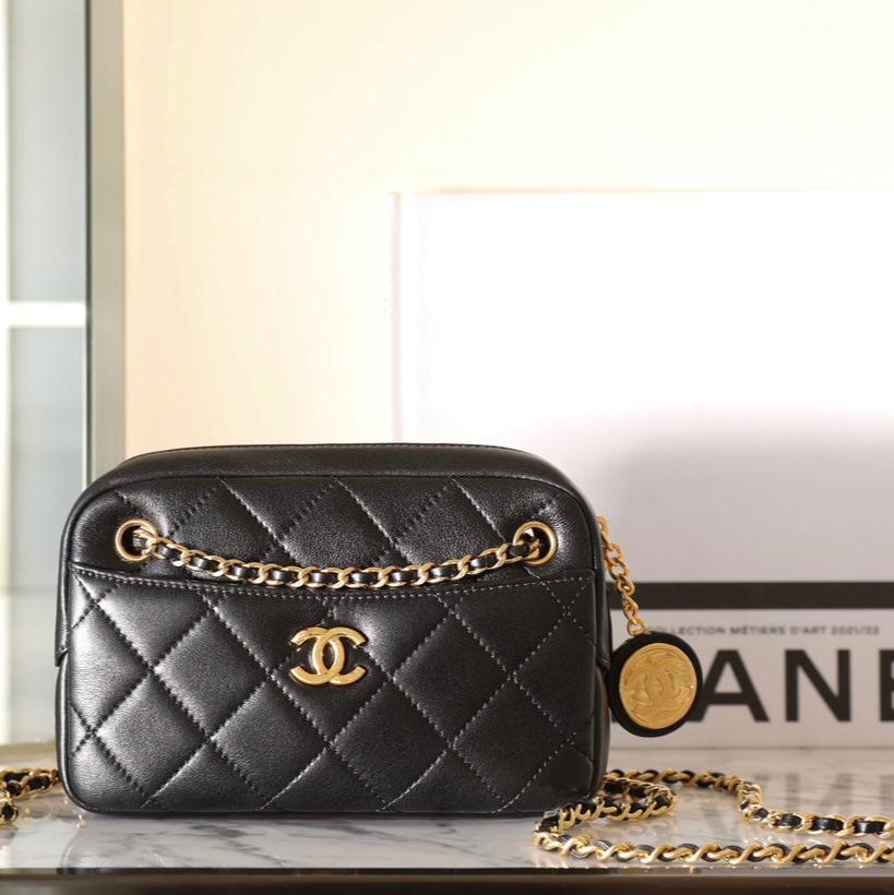 CHANEL 24K Mini Camera Case 18cm Black Lambskin