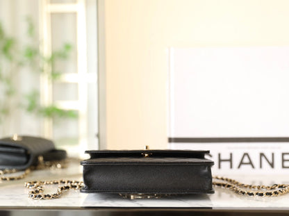 CHANEL 25C Top Handle 18cm Black Grained Calfskin