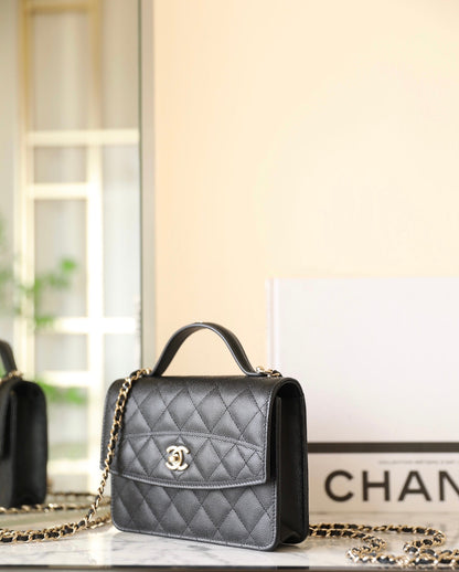 CHANEL 25C Top Handle 18cm Black Grained Calfskin