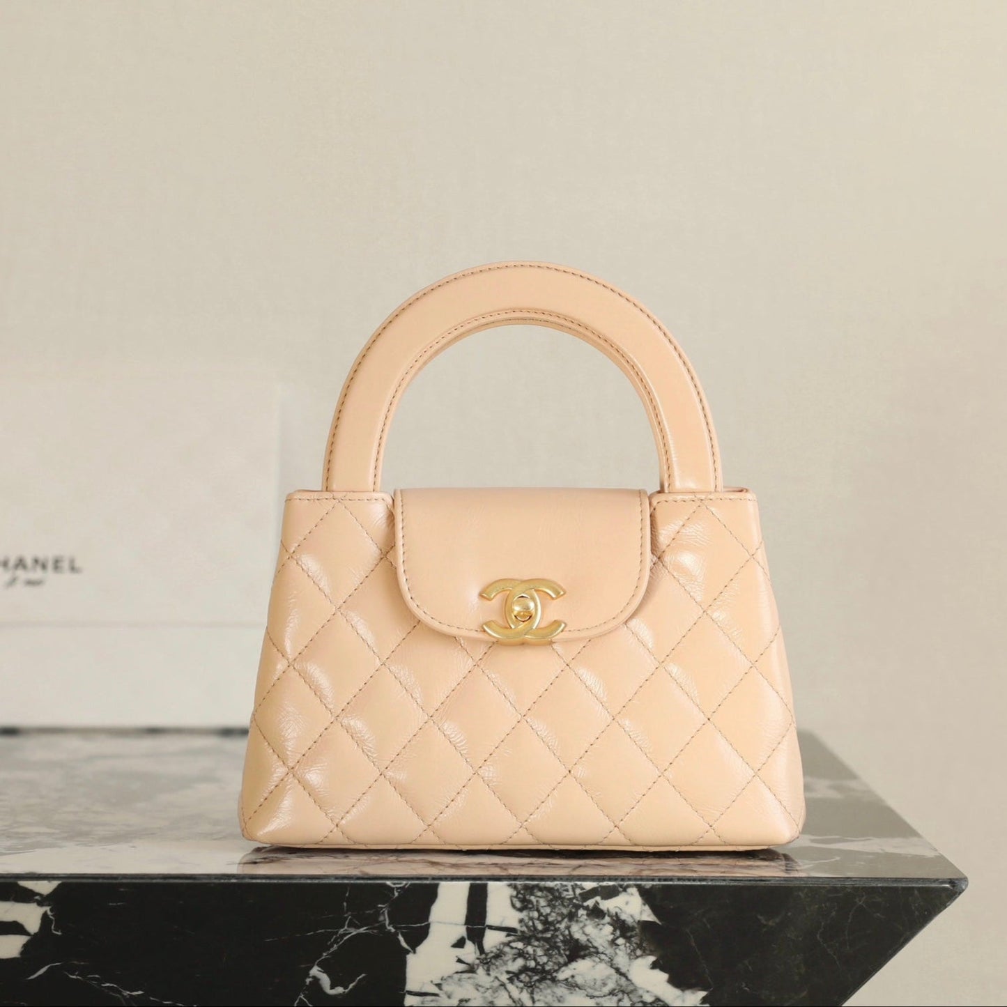 CHANEL 24K Nano 19cm Kelly Shopper Bag Beige Patent Lambskin