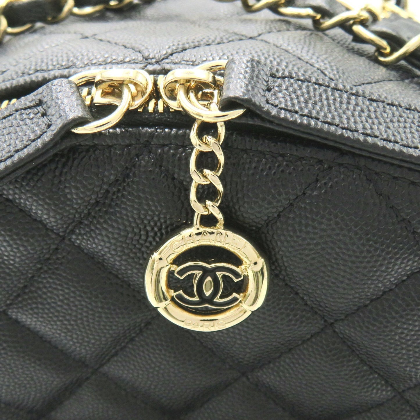 Chanel Matelasse Shoulder Bag Leather Shoulder Bag 26873364