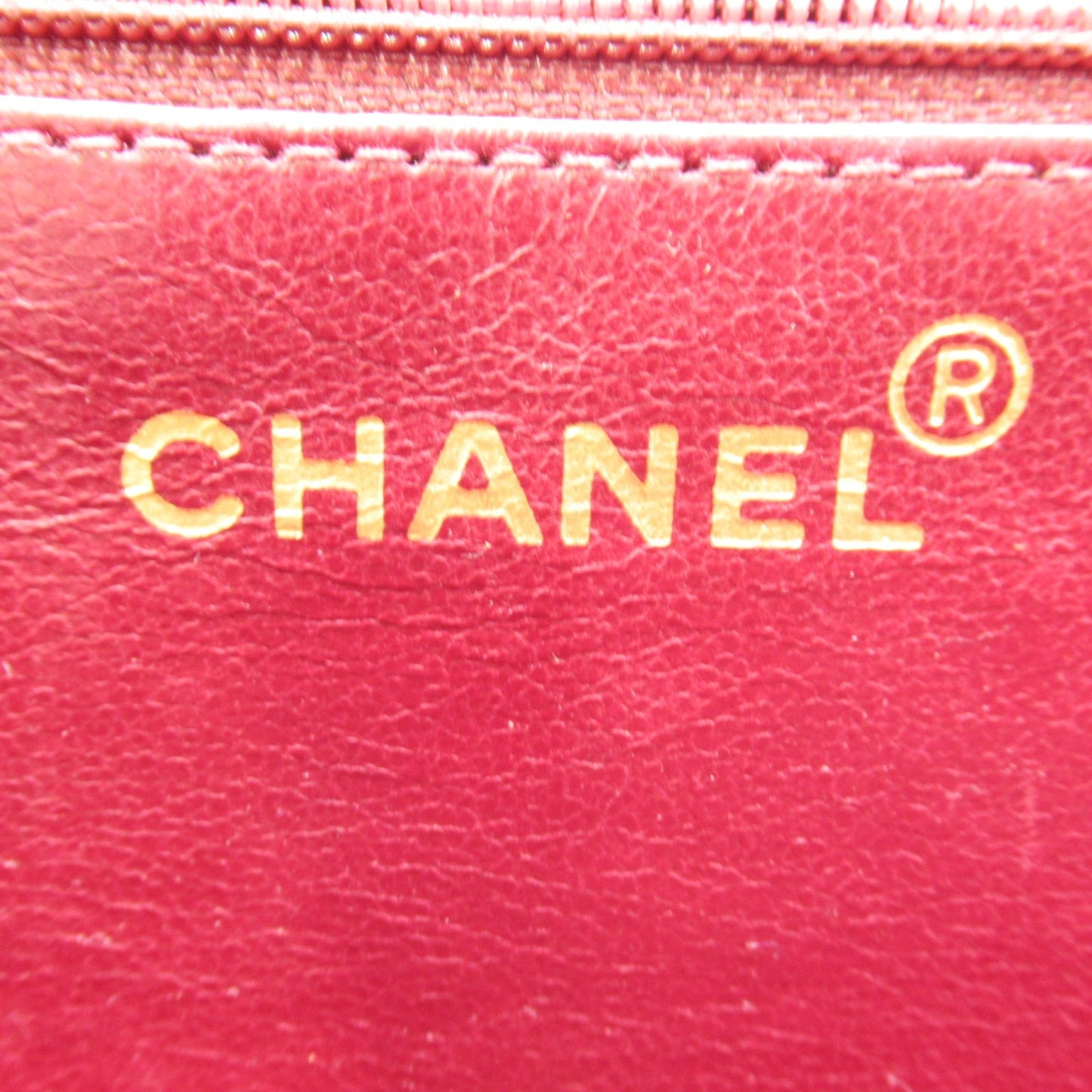 Chanel Medium Classic Single Flap Bag Leather Shoulder Bag in New Condition