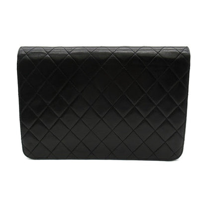 Chanel Quilted Leather Single Flap Bag Leather Crossbody Bag in New Condition