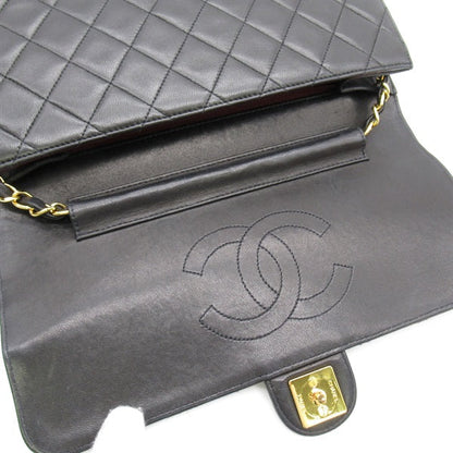Chanel Quilted Leather Single Flap Bag Leather Crossbody Bag in New Condition