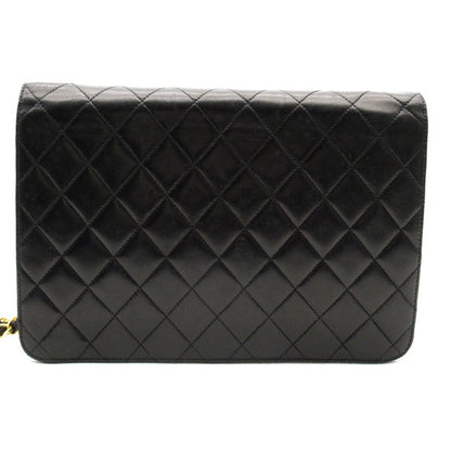 Chanel Quilted Leather Single Flap Bag Leather Crossbody Bag in New Condition