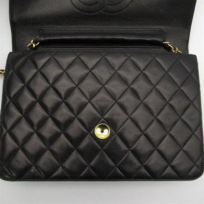 Chanel Quilted Leather Single Flap Bag Leather Crossbody Bag in New Condition