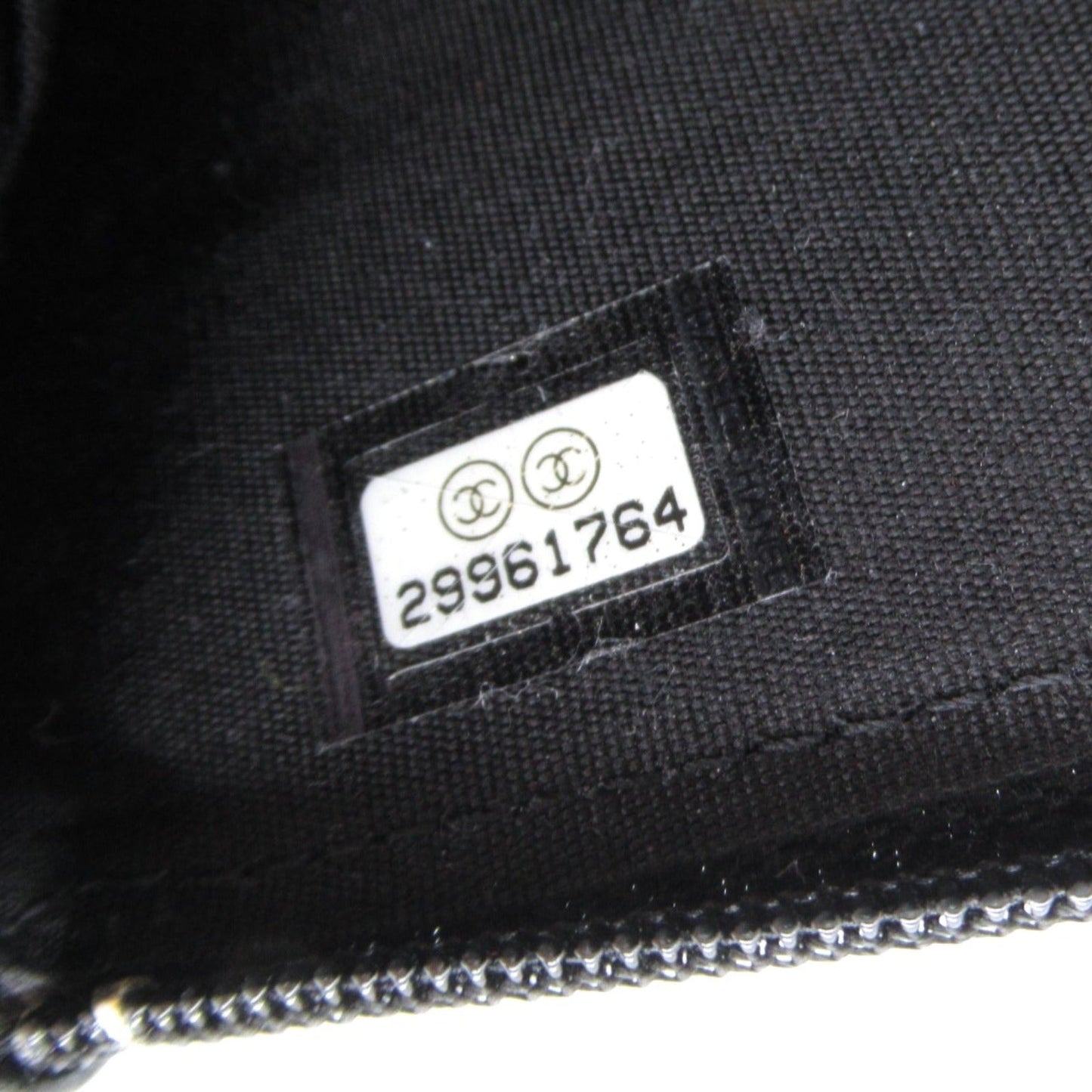 Chanel Caviar Skin Round Wallet Black