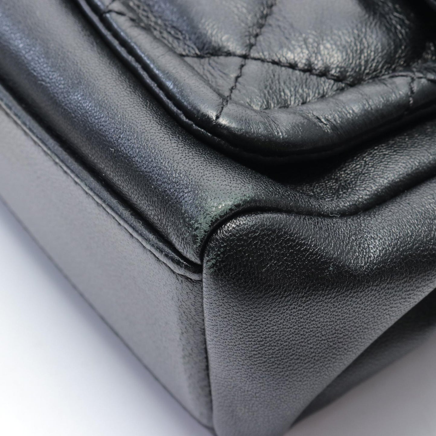 Chanel Matelasse Lambskin Shoulder Bag Black