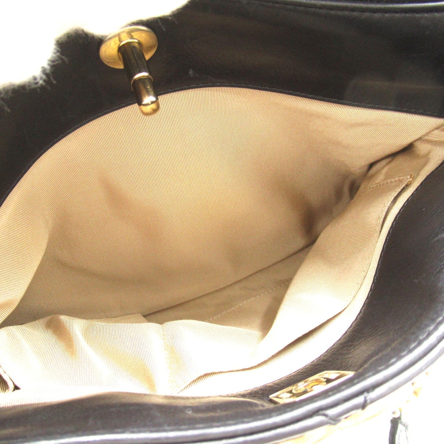 Chanel CC Quilted Leather Zip Tote Leather Tote Bag in New Condition