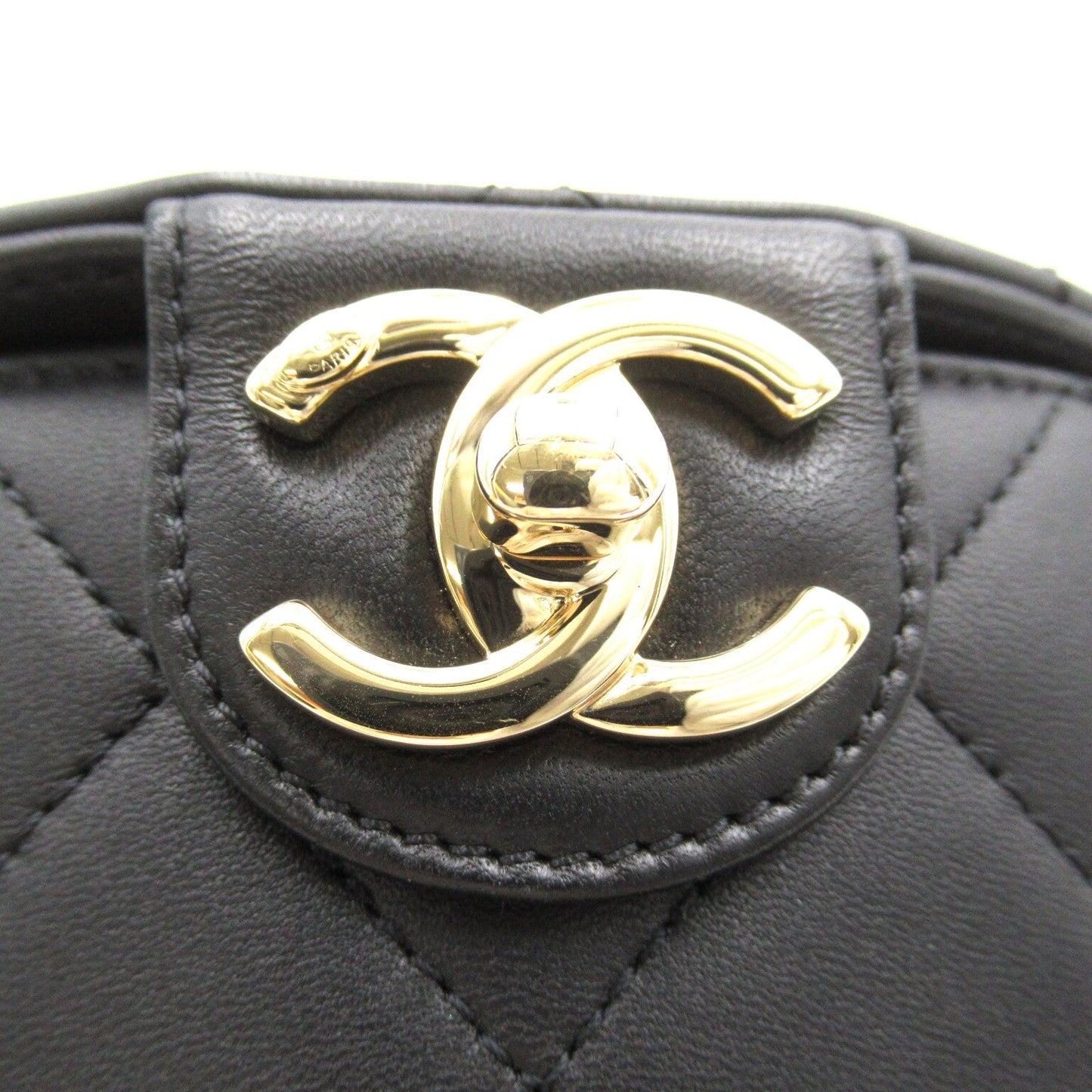 Chanel CC Matelasse Vanity Shoulder Bag Leather Shoulder Bag 29236862