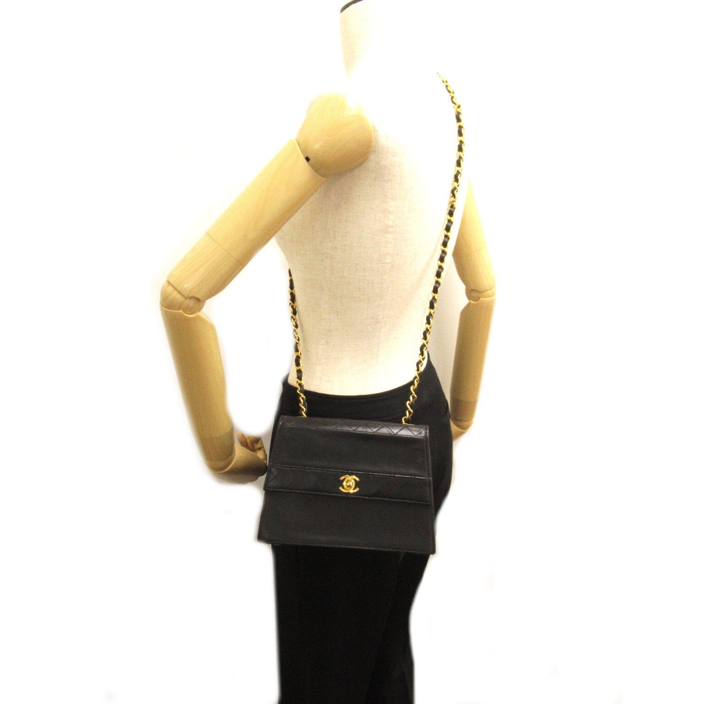 Chanel CC Chain Shoulder Bag Leather Shoulder Bag 1819001 in New Condition
