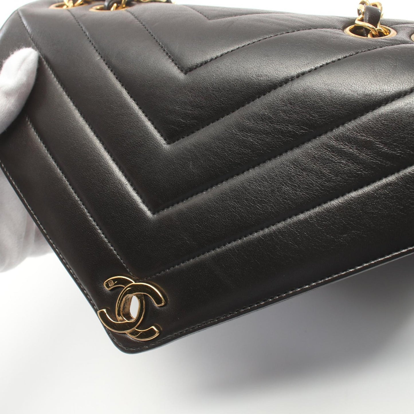 Chanel V Stitch Chevron Mademoiselle Shoulder Bag Leather Shoulder Bag 2572722