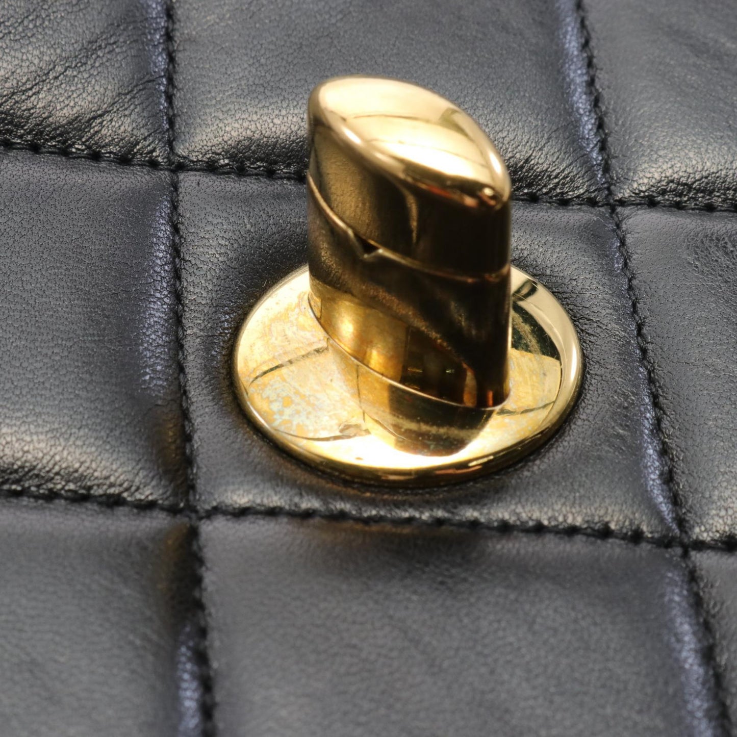 Chanel Matelasse Lambskin Shoulder Bag Black