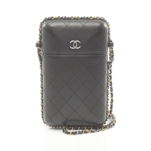 Chanel Matelasse Leather Shoulder Bag Black