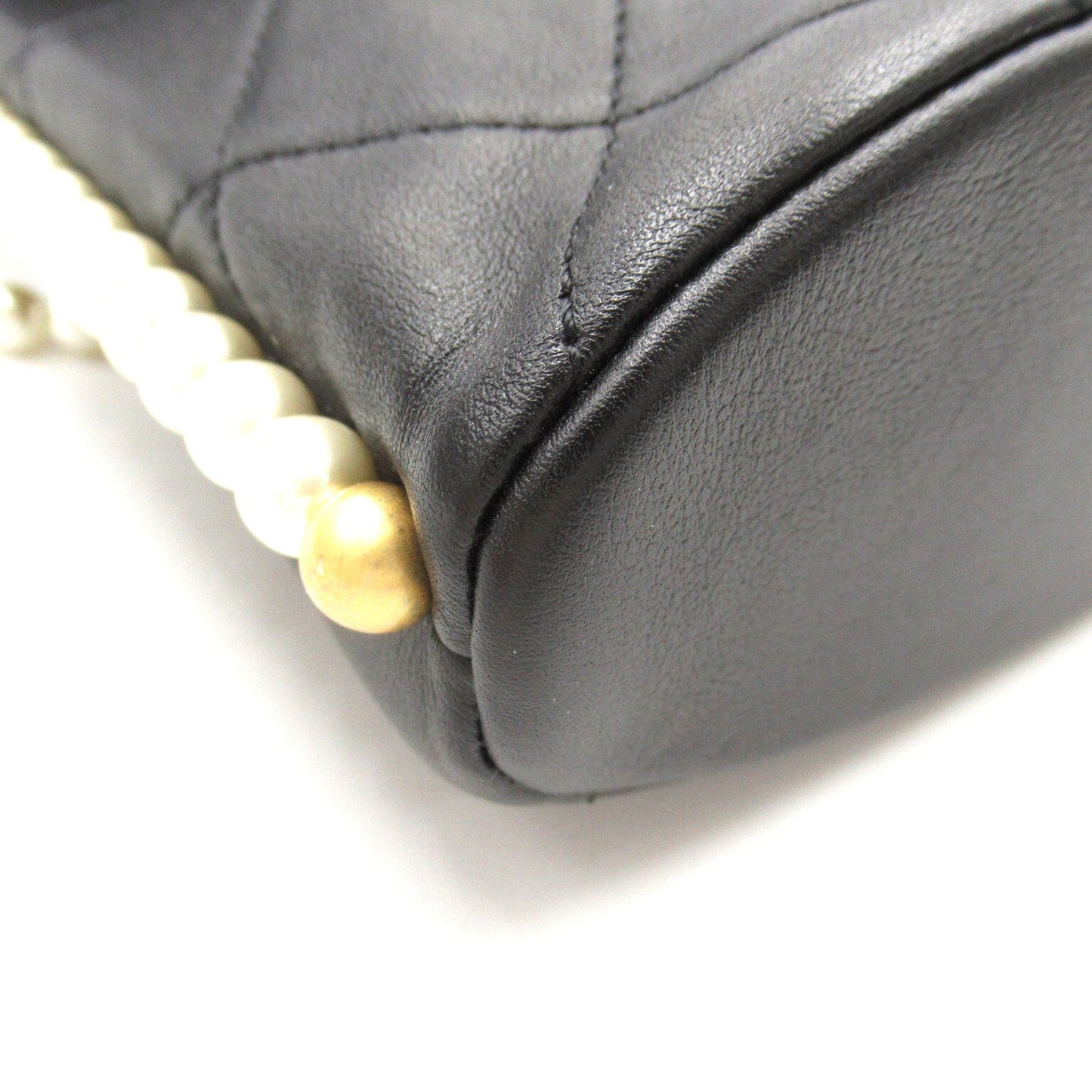 Chanel CC Matelasse Pearl Chain Bag Leather Shoulder Bag AS2503 in New Condition