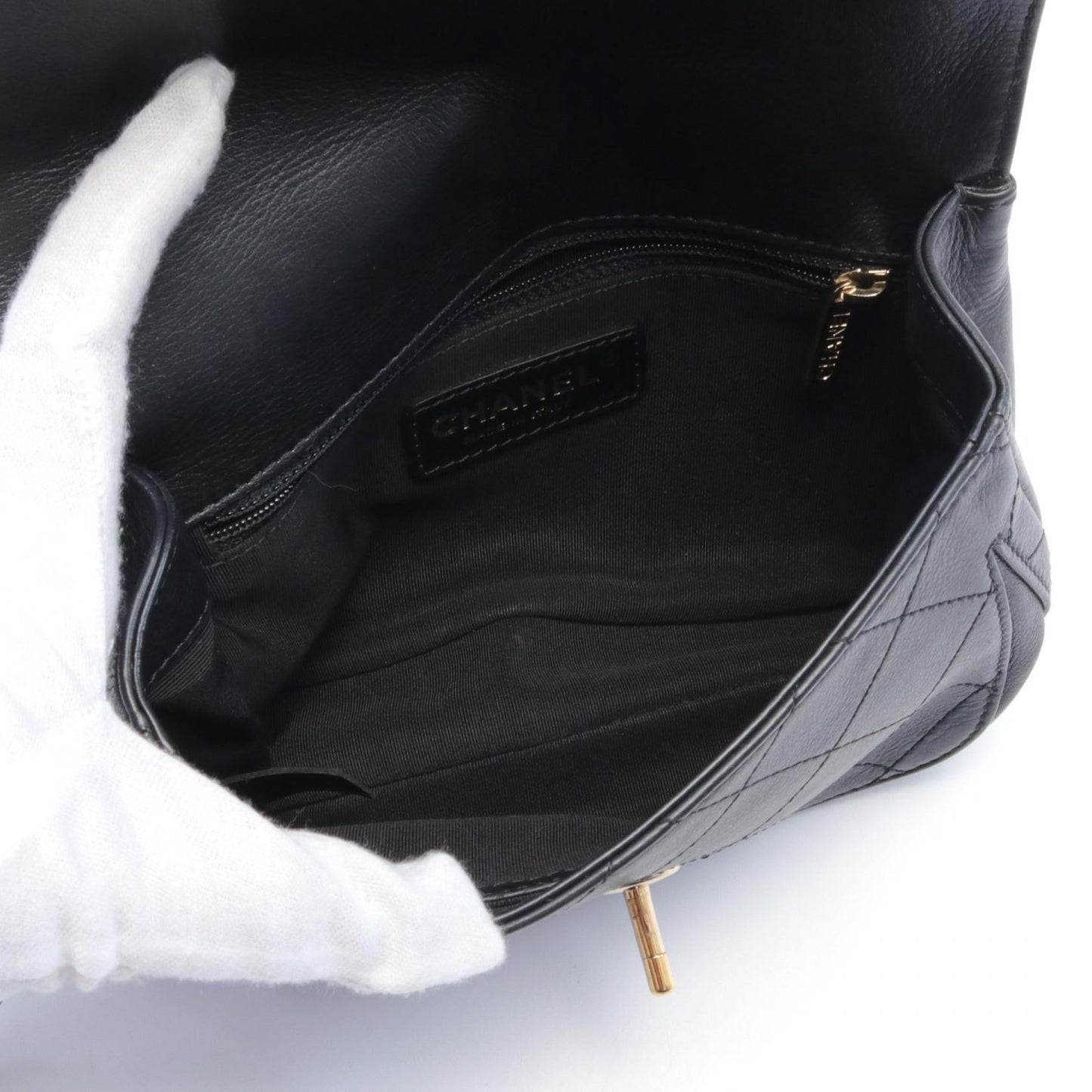 Chanel CC Quilted Leather Chain Belt Bag Leather Belt Bag in New Condition