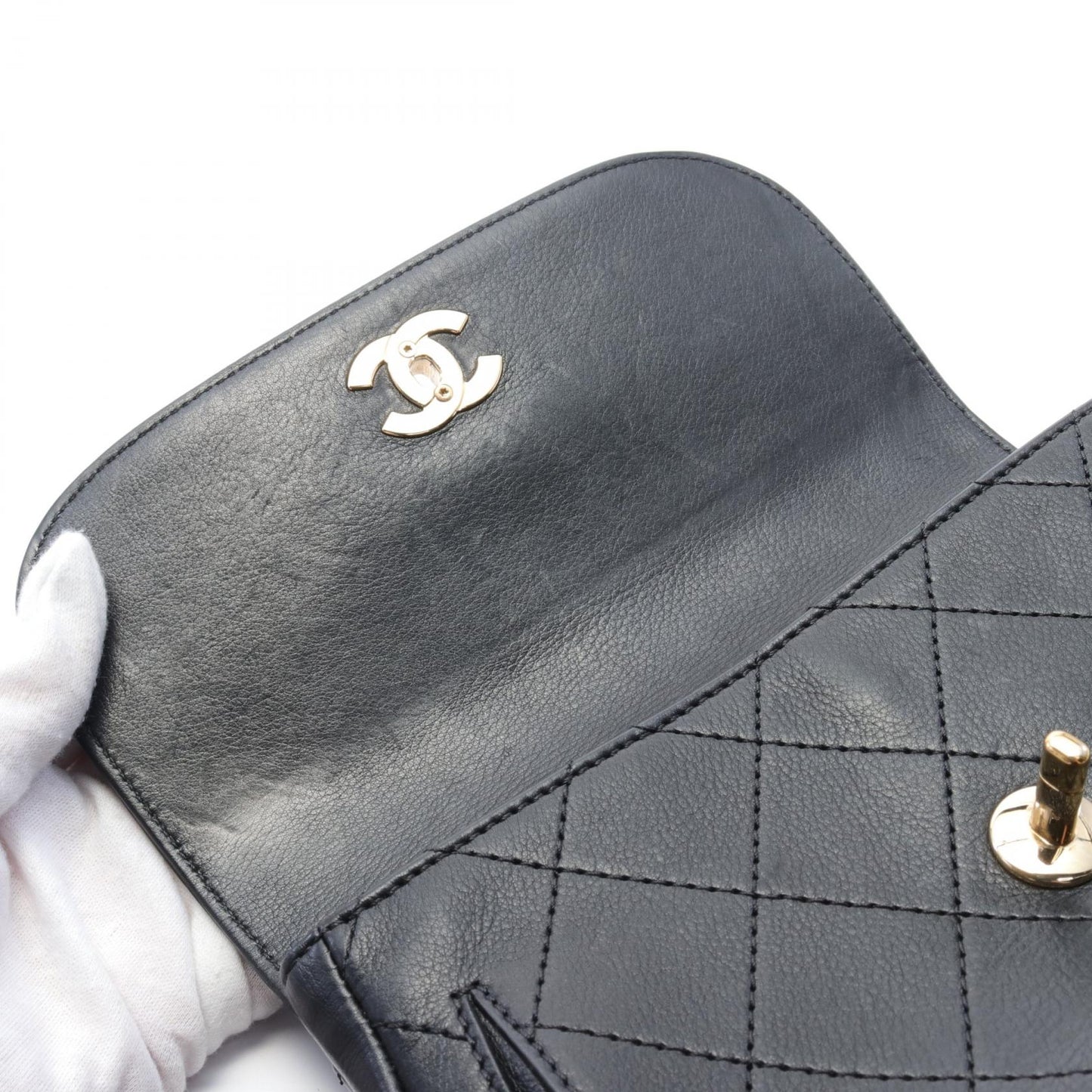 Chanel CC Quilted Leather Chain Belt Bag Leather Belt Bag in New Condition