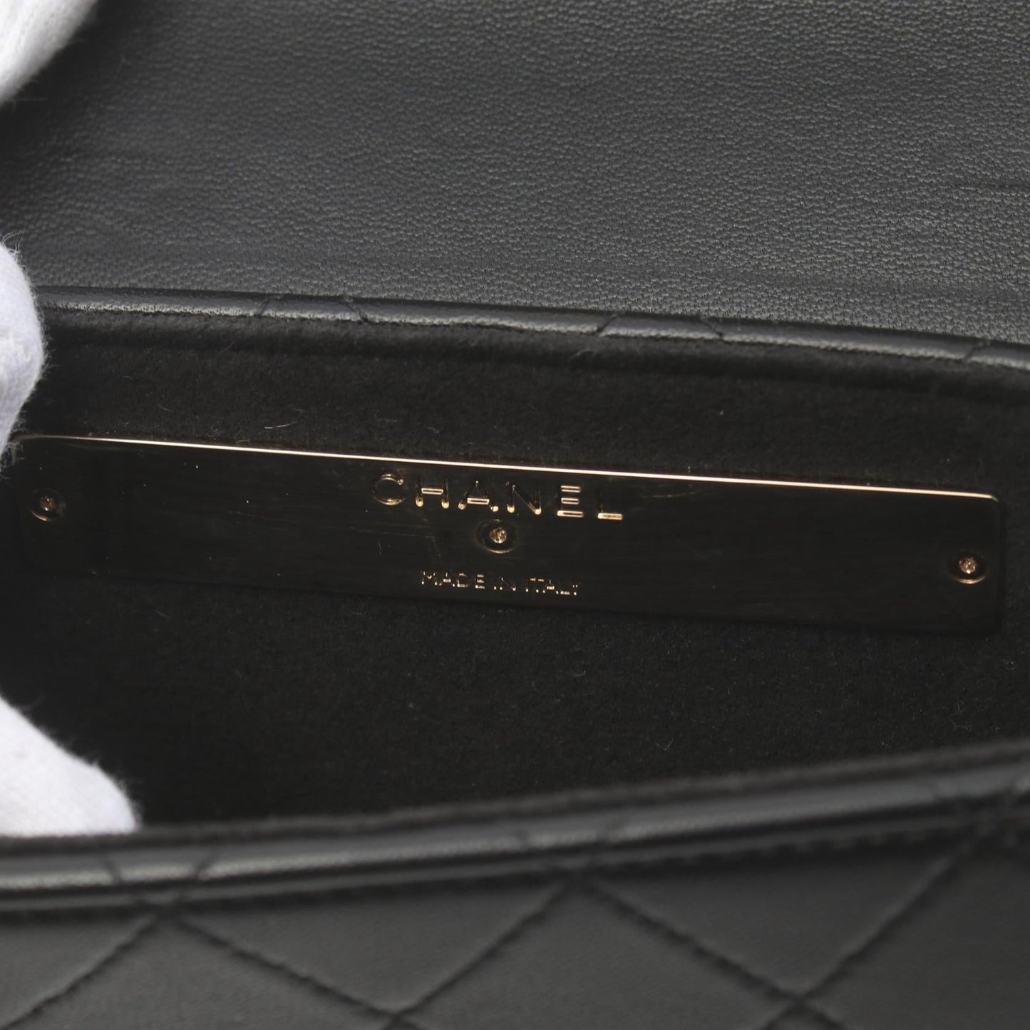 Chanel Matelasse Lambskin Shoulder Bag Black