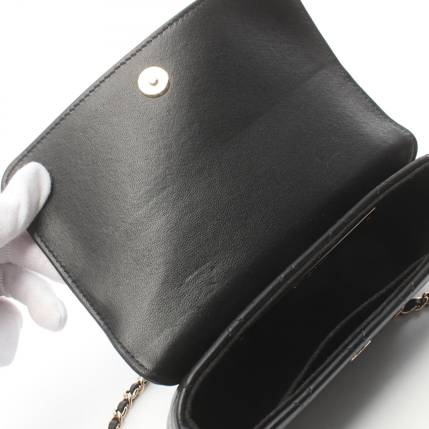 Chanel Matelasse Lambskin Shoulder Bag Black