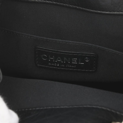 Chanel Quilted Drawstring Shoulder Bag Leather Shoulder Bag in New Condition