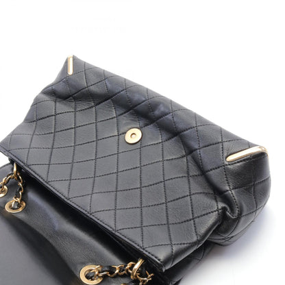Chanel Quilted Leather Chain Flap Bag Leather Shoulder Bag in New Condition
