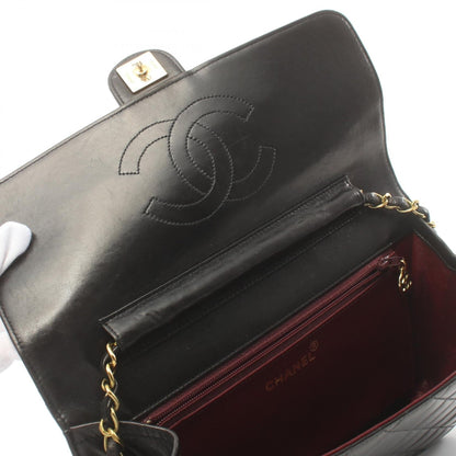 Chanel Quilted Leather Chain Flap Bag Leather Shoulder Bag in New Condition