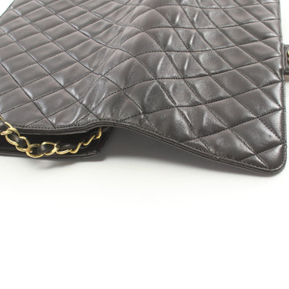 Chanel Quilted Leather Chain Flap Bag Leather Shoulder Bag in New Condition