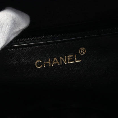 Chanel CC Leather Handbag Leather Handbag in Great Condition