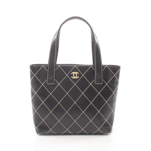 Chanel Wild Stitch Leather Tote Bag A18126