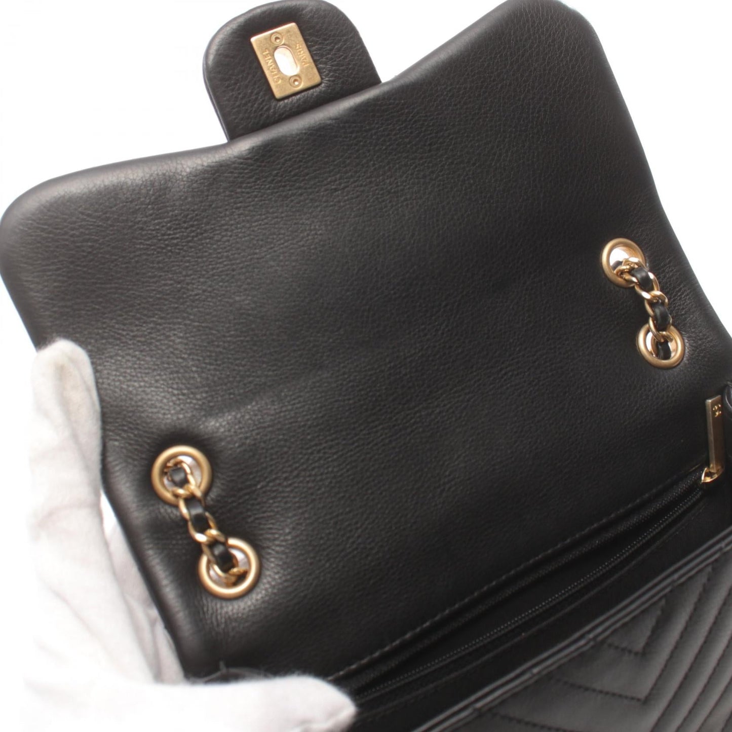 Chanel V-Stitch Lambskin Shoulder Bag Brown
