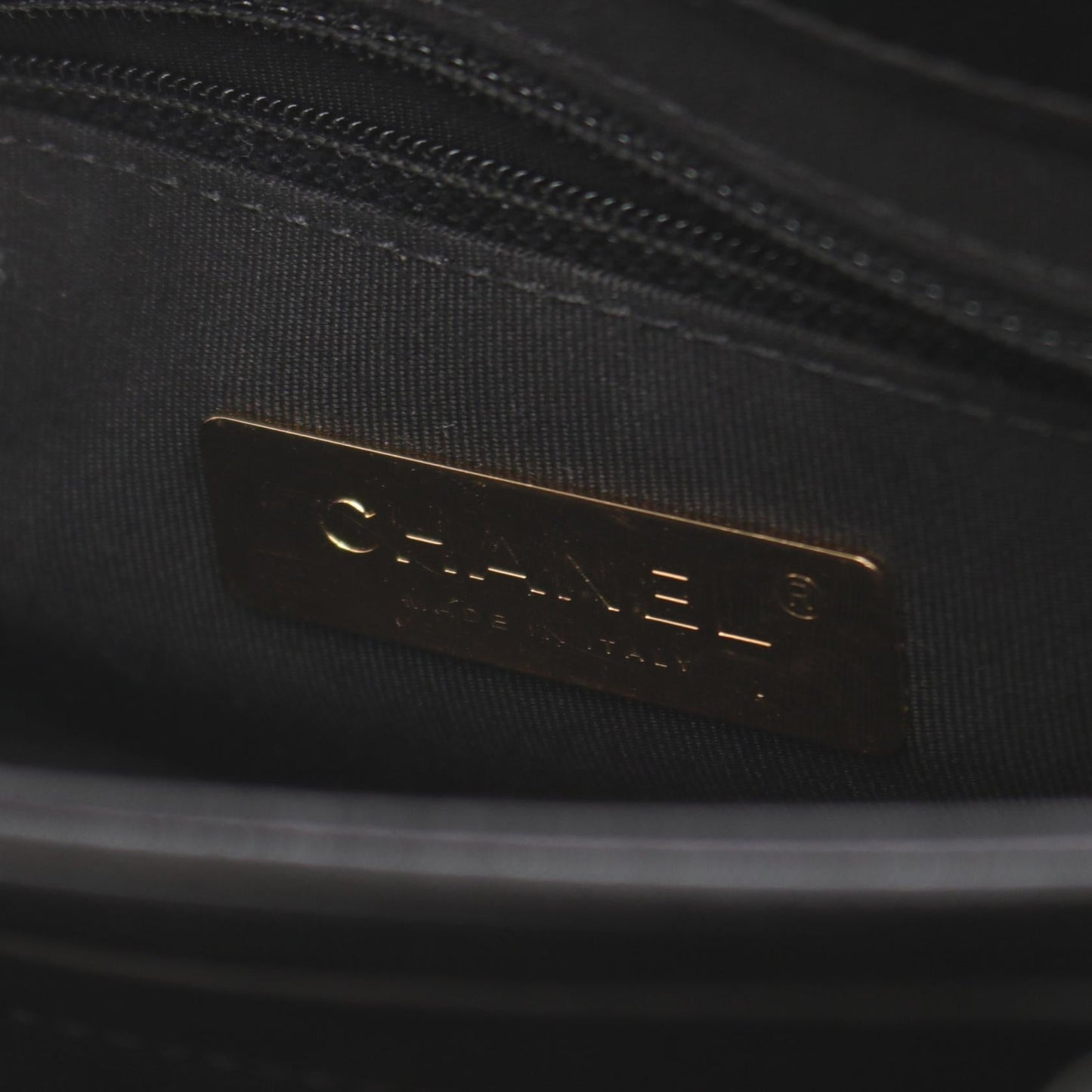 Chanel Matelasse Leather Shoulder Bag Black