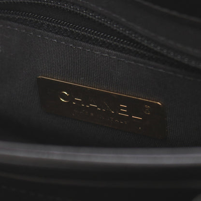 Chanel Matelasse Leather Shoulder Bag Black
