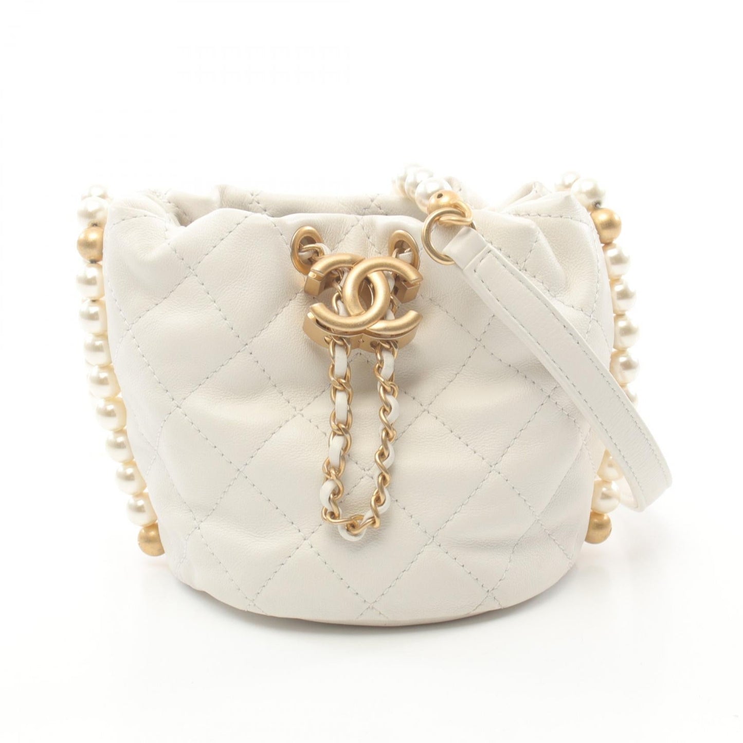 Chanel Matelasse Leather Shoulder Bag AS2529