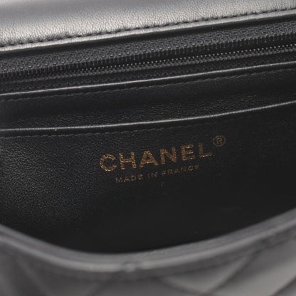 Chanel Matelasse Lambskin Shoulder Bag Black