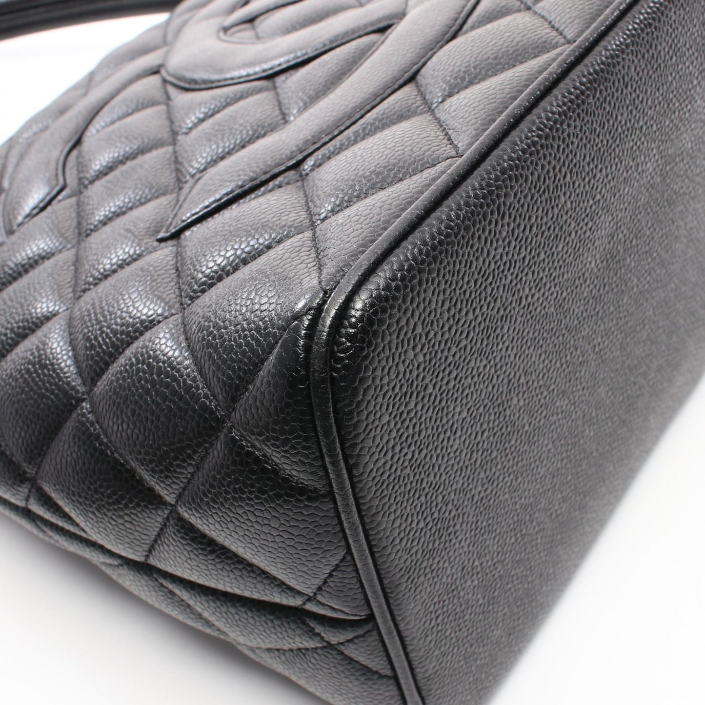 Chanel Caviar Skin Tote Bag Black A01804