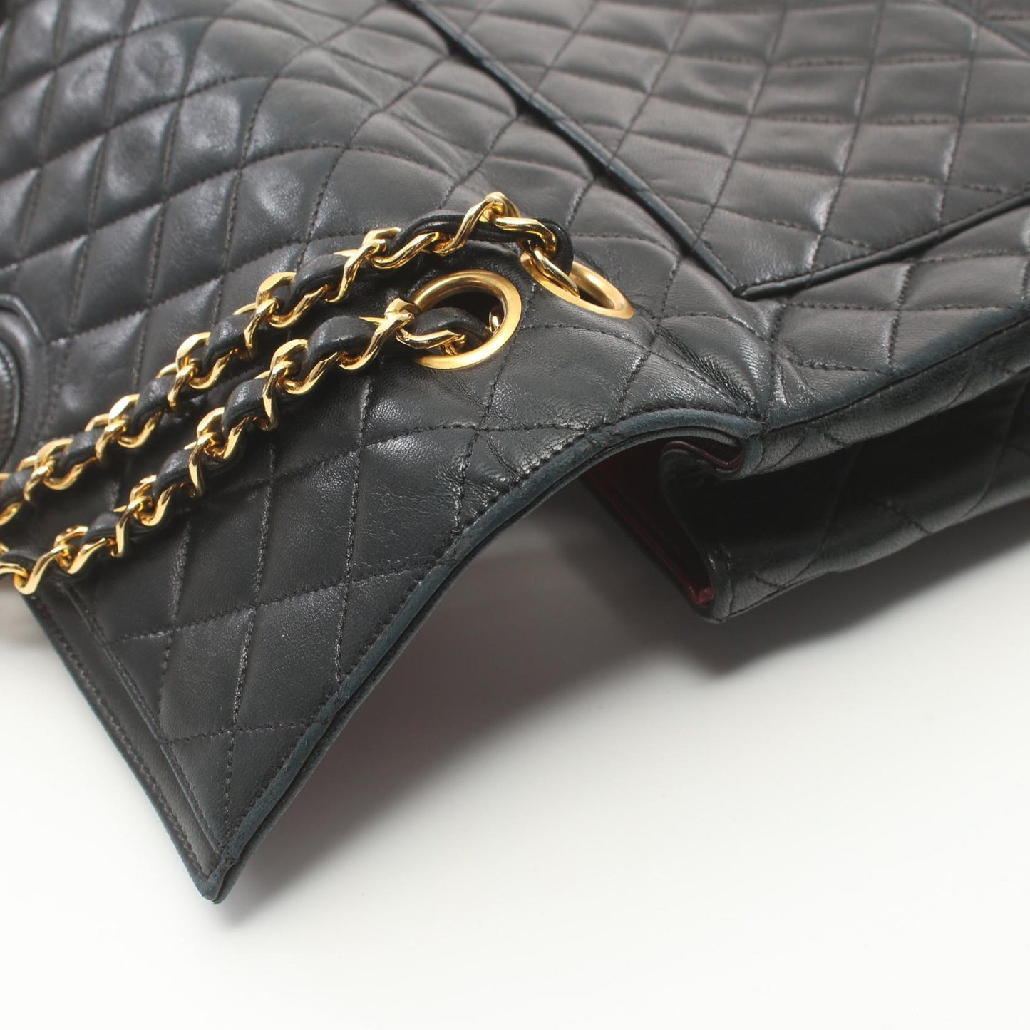 Chanel MATRASSE W Flap Chain Shoulder Bag Leather Shoulder Bag A01113 in New Condition
