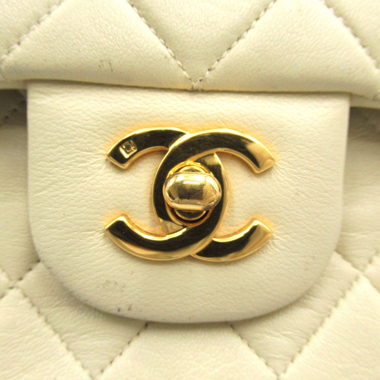 Chanel Medium Classic Double Flap Bag  Leather Shoulder Bag in New Condition