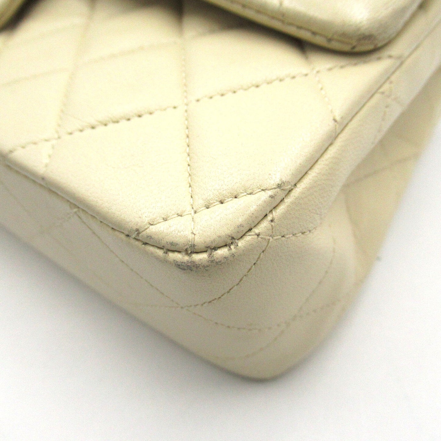 Chanel Medium Classic Double Flap Bag  Leather Shoulder Bag in New Condition